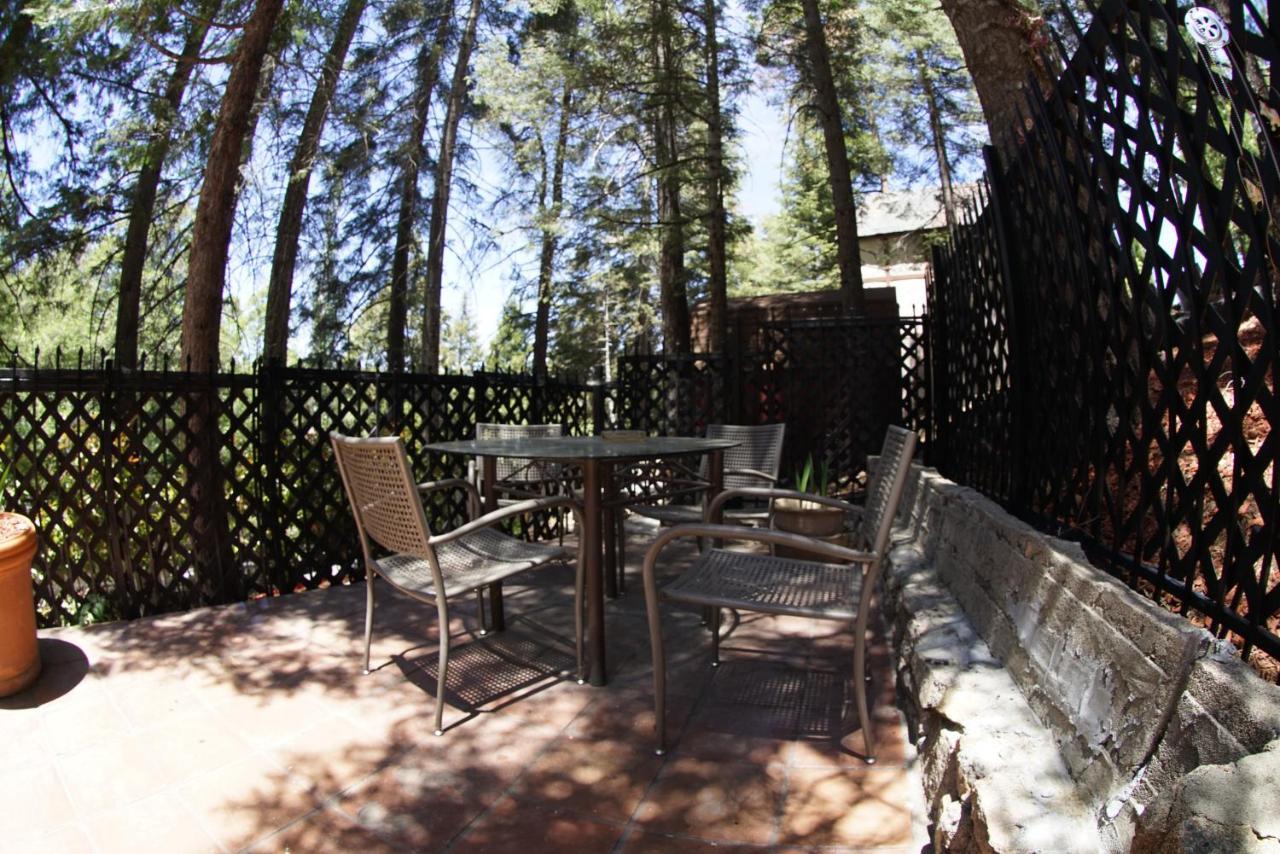 Fleur De Lac Europeran Inn Lake Arrowhead Exteriör bild